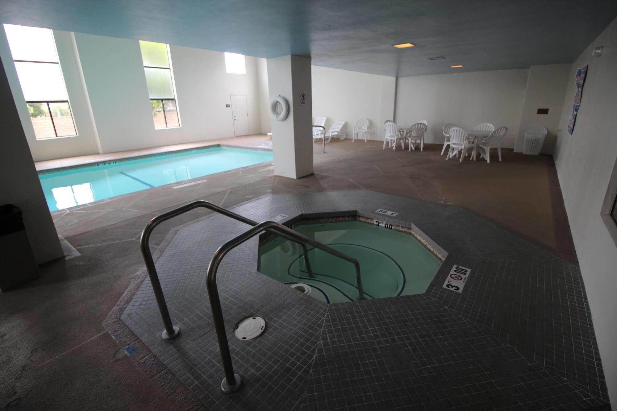 Of 3* Lompoc